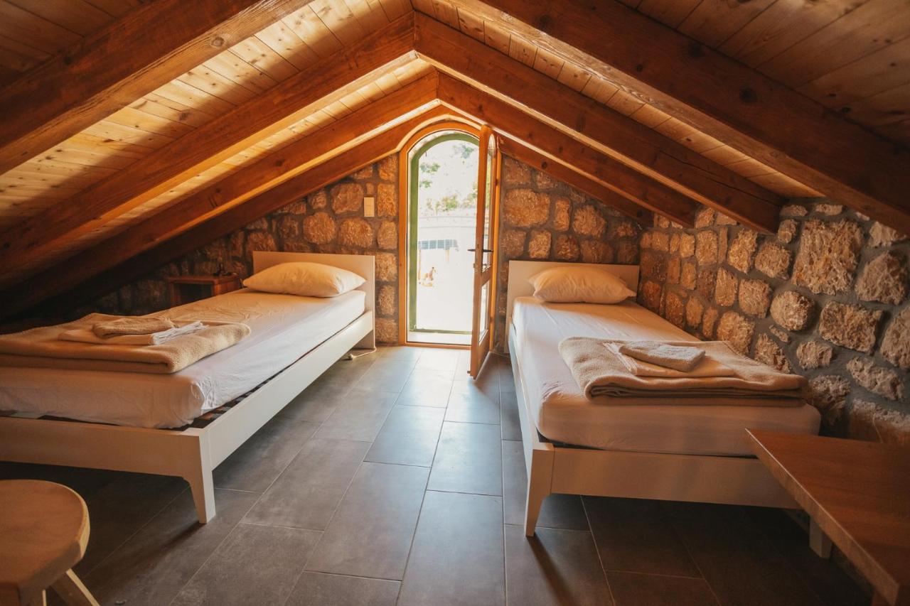 River Huts Zrmanja Obrovac Εξωτερικό φωτογραφία